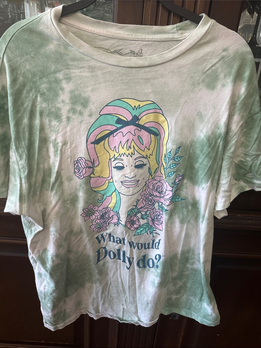 What Would Dolly Do? Dolly Parton T-Shirt